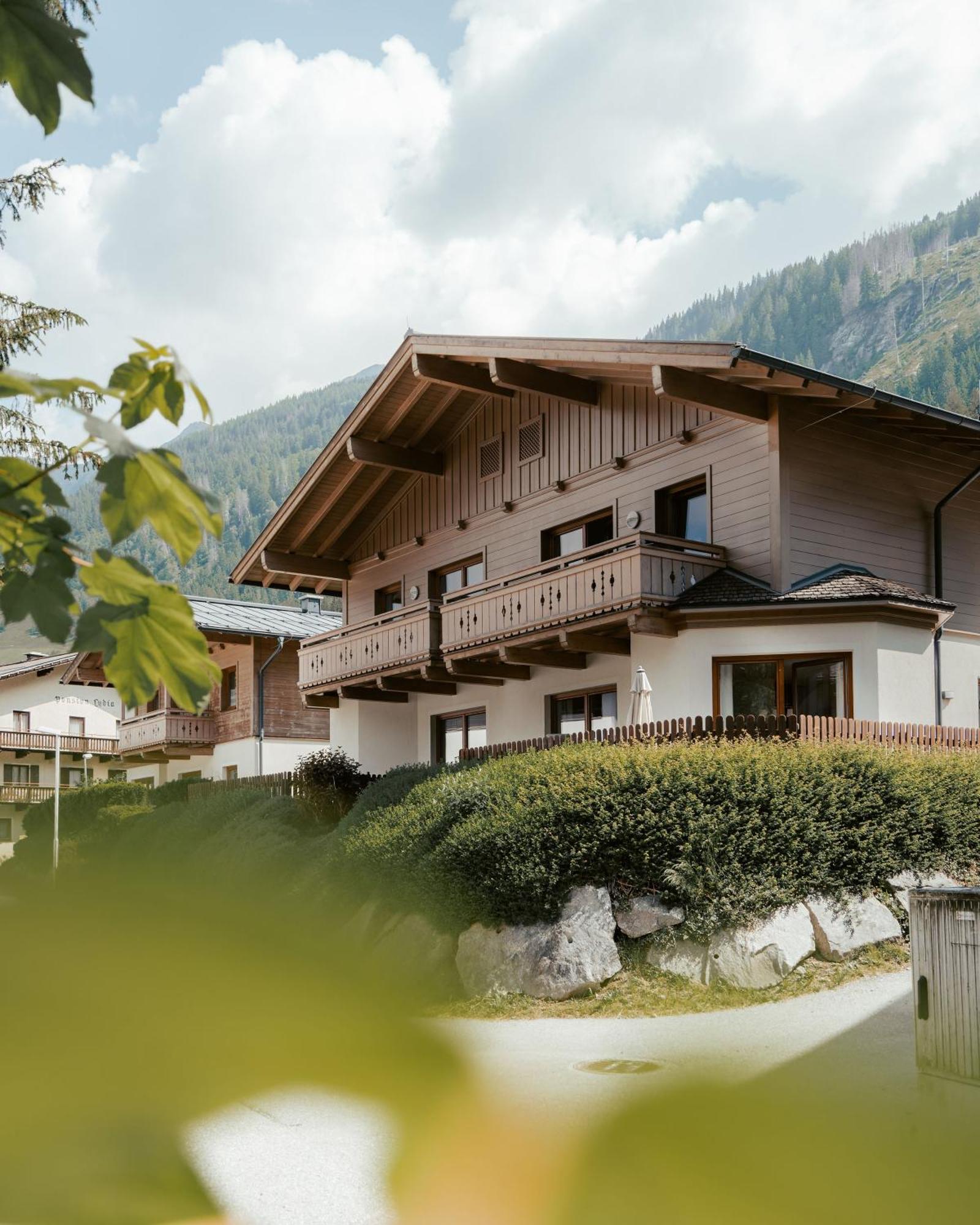 Ferienhaus Florianiweg Бадгаштейн Экстерьер фото